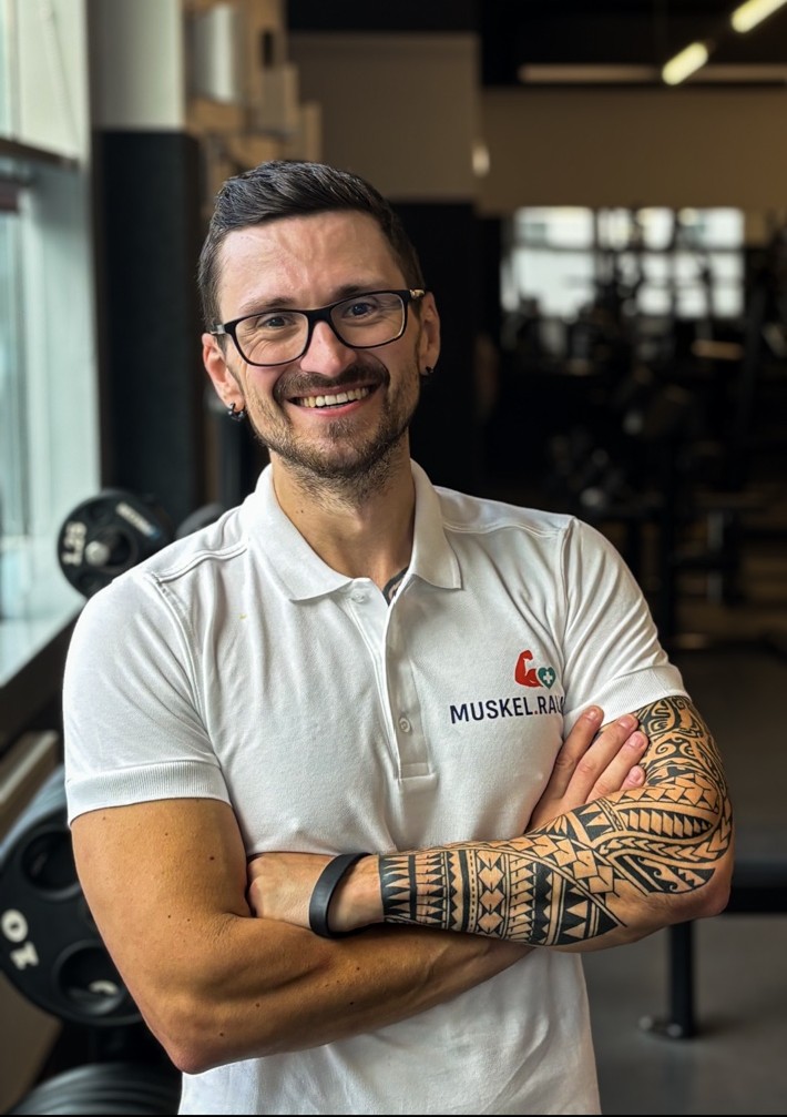 Florian Zadrazil, Personal Trainer und DGKP von Muskel.Raum in Wien